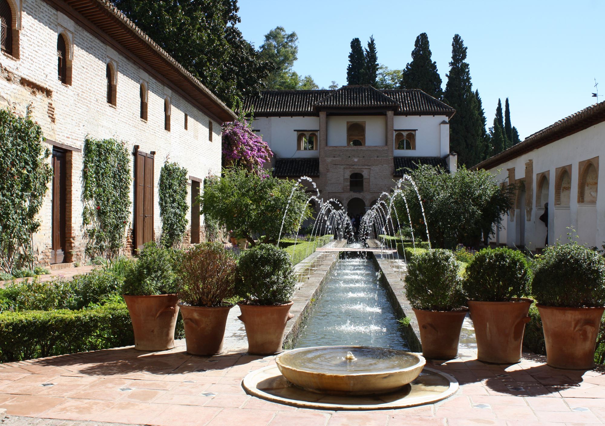 visitas guiadas a la Alhambra Alcazaba Palacios Jardines y Generalife de Granada